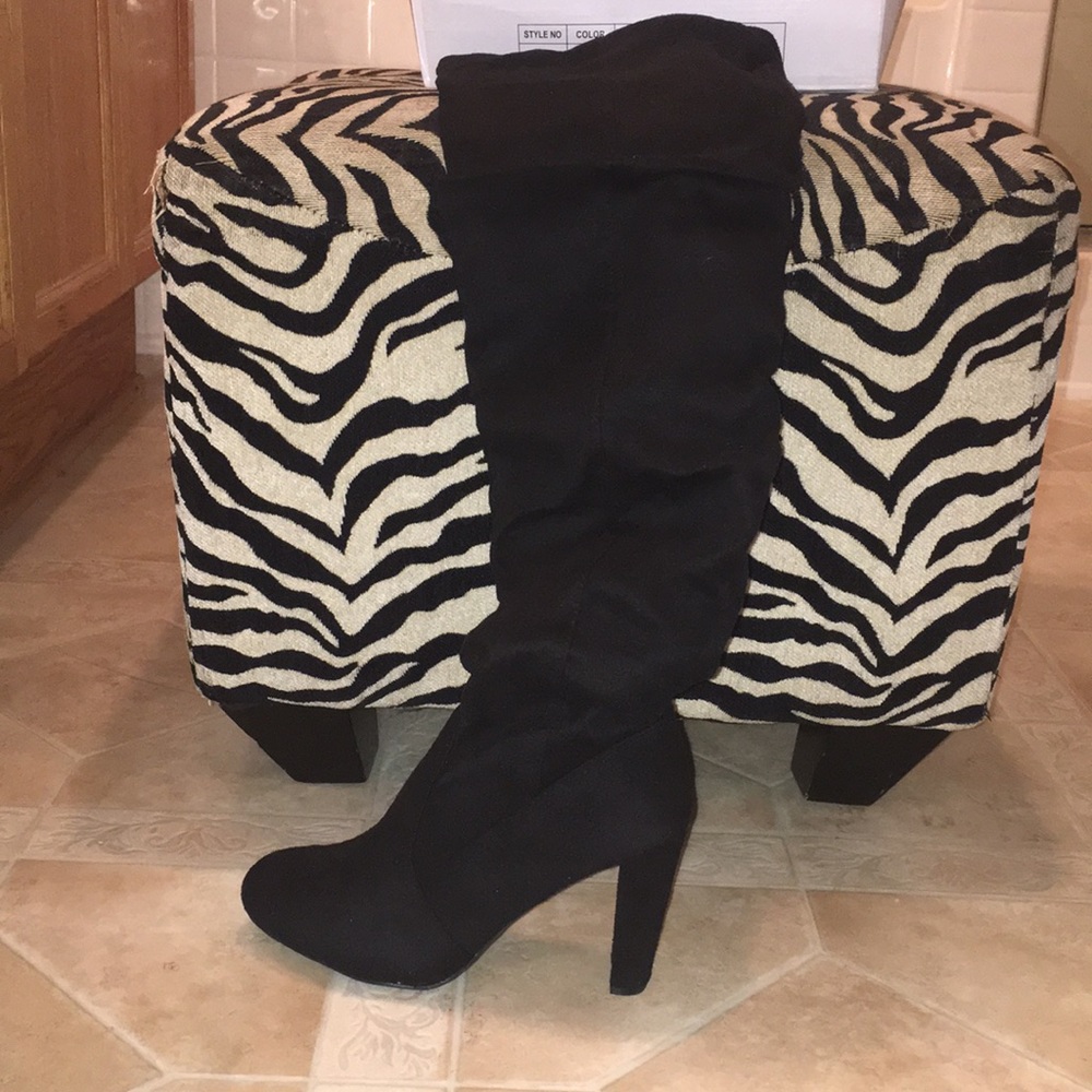 Fashion Nova “Rich Girl” over the knee boots!! NWB